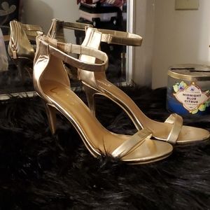 golden heels ( lulus)